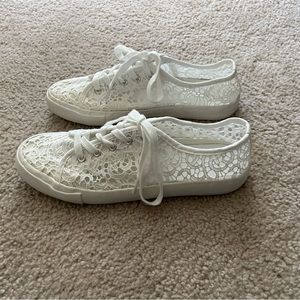 DB Studio Crotchet Lace Sneakers